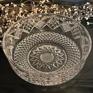 Vintage Elegant Clear Lead Crystal Bowl